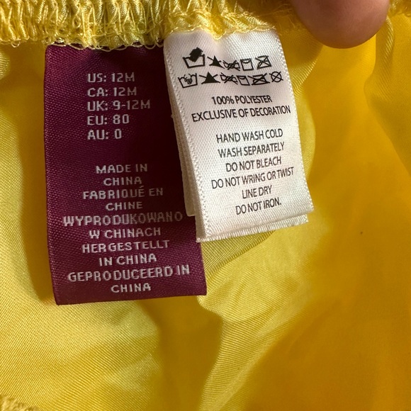 “What a character” Disney’s Snow White dress costume size 12 mo Halloween - Picture 6 of 7